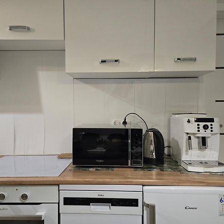 Szmaragdowy Apartament Przy Ulicy Opolskiej ทานอฟสเก กูเร ภายนอก รูปภาพ
